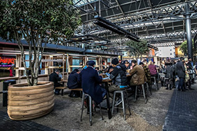 Spitalfields Market Shadow Noir Patio heater