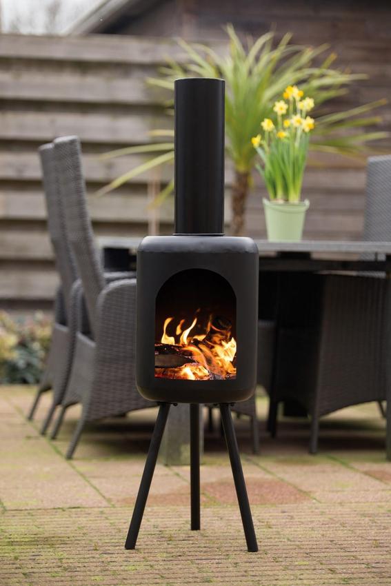 New York Fireplace with Chimney on garden patio